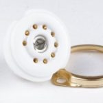 Noval chassis buisvoet 9 pin keramisch